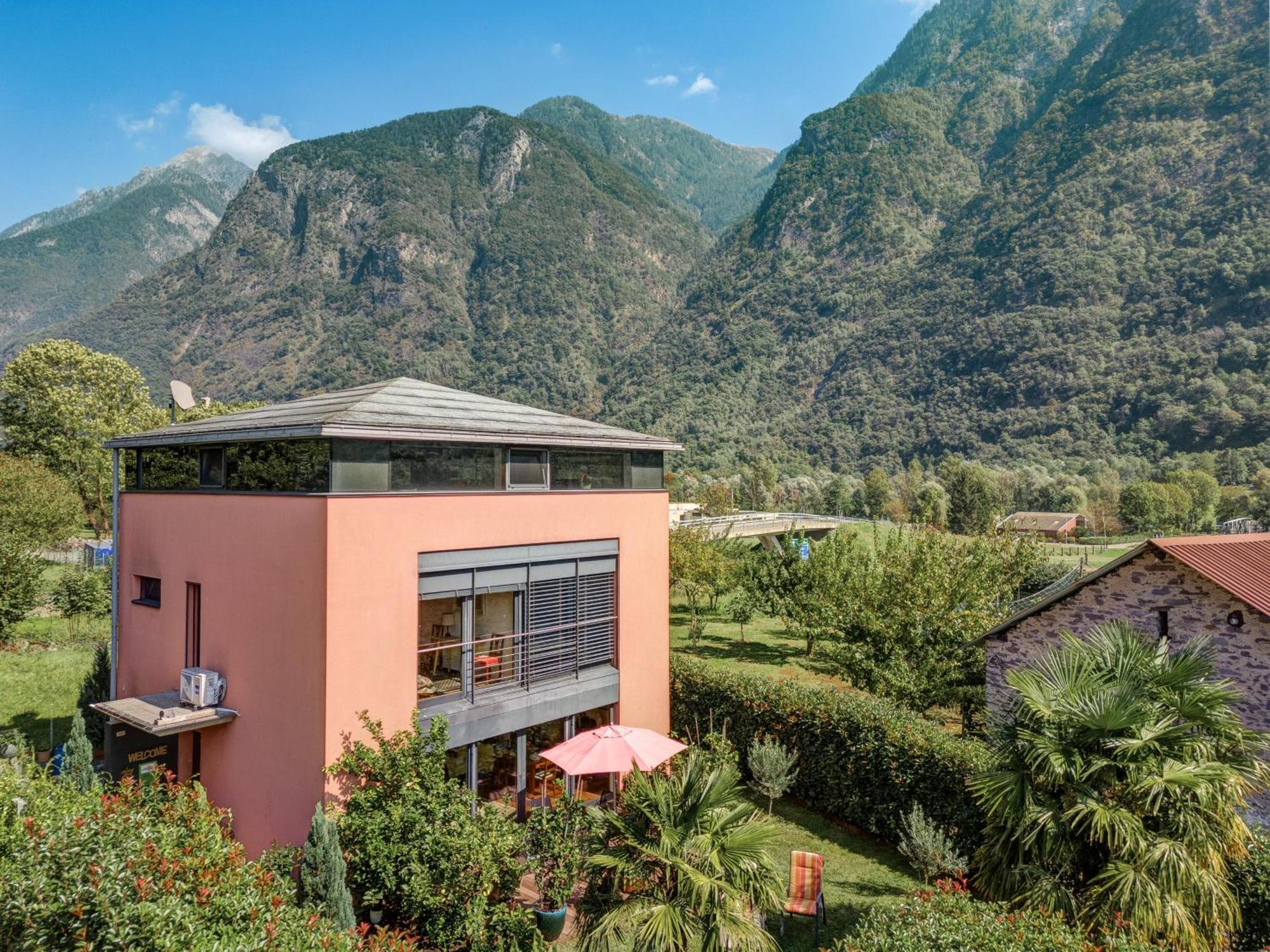 Casa Oliver, Tra La Calanca E I Castelli Di Bellinzona Grono Extérieur photo